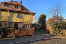 1 Familien-Reihenendhaus im Buckenberg