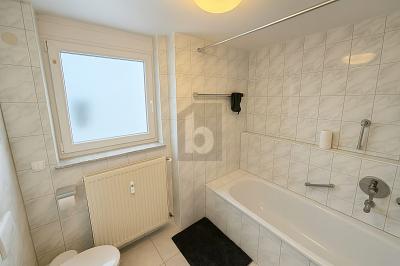 PERFEKTER SCHNITT IN EINEM SEHR GEPFLEGTEN HAUS - Etagenwohnung Markgröningen | Angebot:27095184