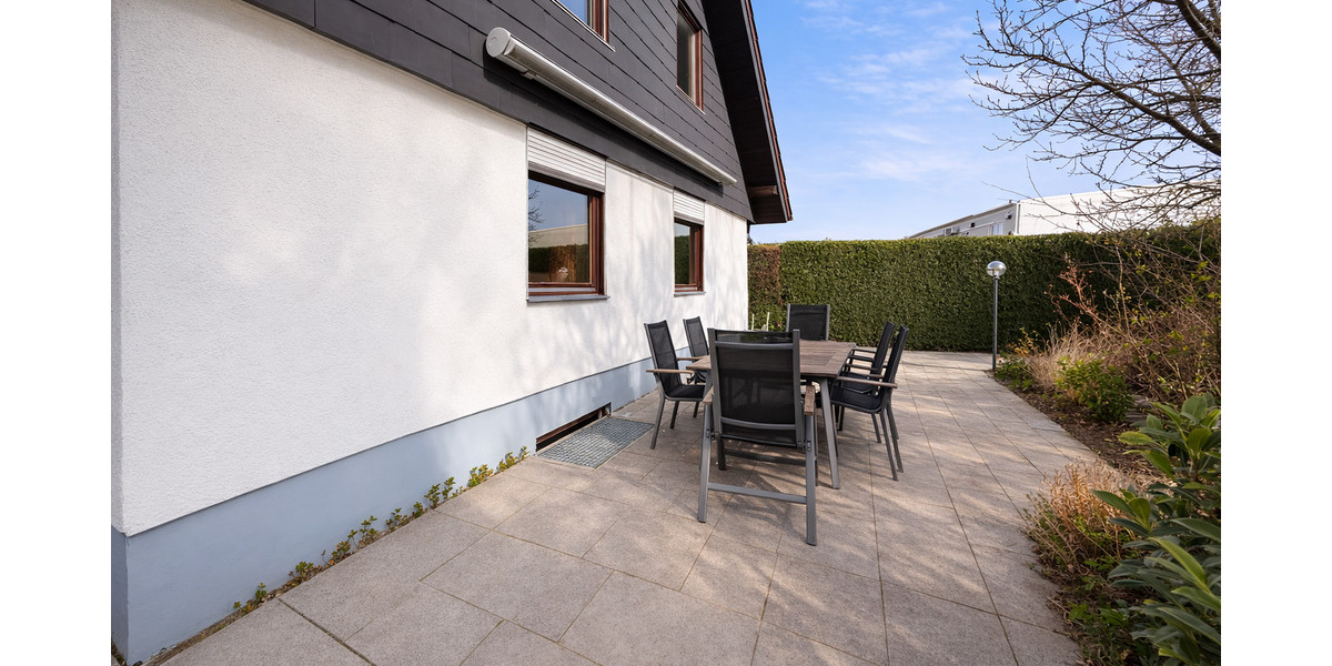 Mehrfamilienhaus, Wohnhaus Sindelfingen Maichingen - 6 Zimmer, 166 m&sup2;, 645.000&euro; | Angebot:25909364