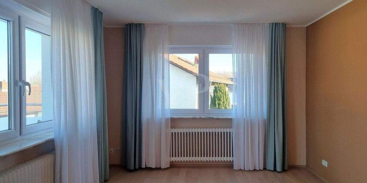 Mehrfamilienhaus, Wohnhaus Pforzheim / Sonnenberg Sonnenberg - 9 Zimmer, 236 m&sup2;, 849.000&euro; | Angebot:25800307