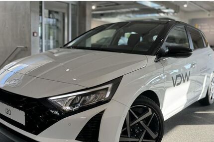 Hyundai i20 1.999 km 24.690 € Stuttgart 70469