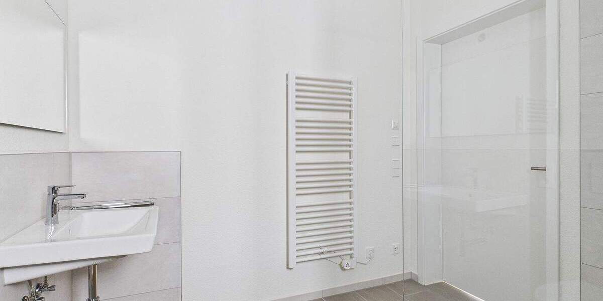 Etagenwohnung Sindelfingen Ost - 2 Zimmer, 64 m&sup2;, 1.230&euro; | Angebot:25815499