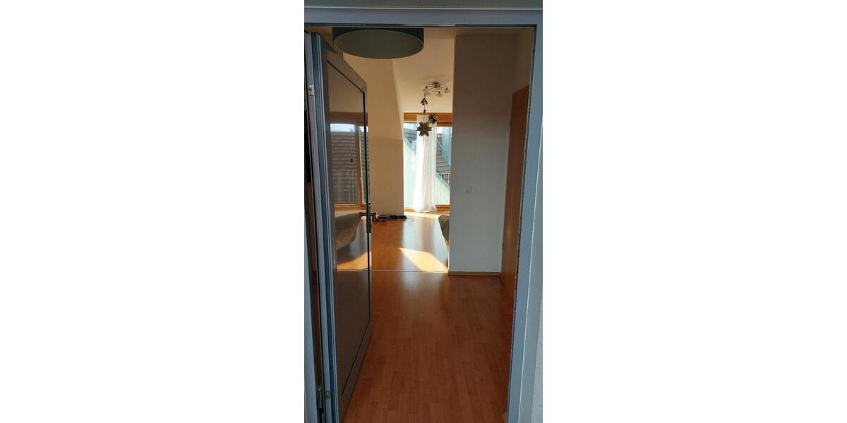 Dachgeschoßwohnung Rutesheim - 2 Zimmer, 50 m&sup2;, 680&euro; | Angebot:25576452