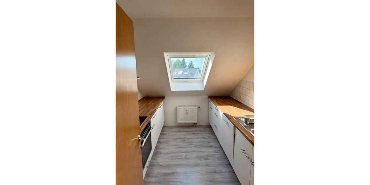 Dachgeschoßwohnung Sindelfingen Darmsheim - 3 Zimmer, 78 m&sup2;, 300.000&euro; | Angebot:26987220
