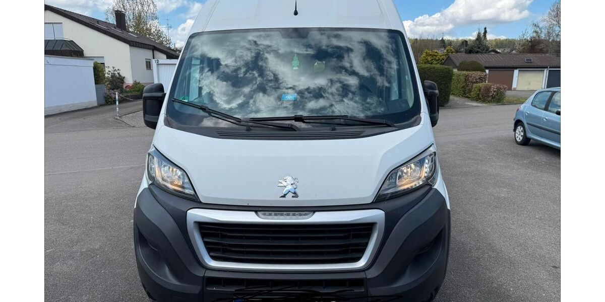 Peugeot Boxer 215.000 km 8.900 &euro; Leonberg 71229