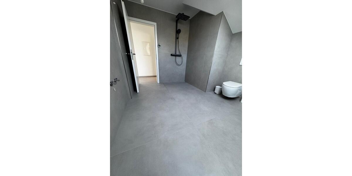 Dachgeschoßwohnung Bretten - 5 Zimmer, 125 m&sup2;, 1.480&euro; | Angebot:25131321