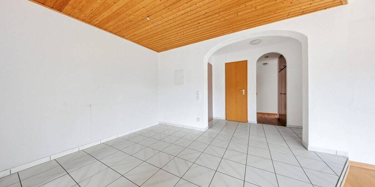 Etagenwohnung Stutensee Blankenloch - 4 Zimmer, 91 m&sup2;, 295.000&euro; | Angebot:26733599