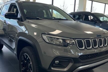 Jeep Compass 10 km 35.990 € Karlsruhe 76185