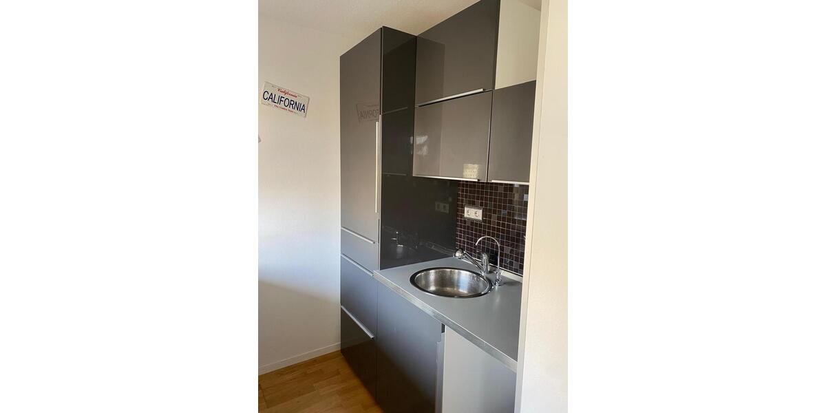 Etagenwohnung Gerlingen - 1.5 Zimmer, 42 m&sup2;, 1.000&euro; | Angebot:25647314