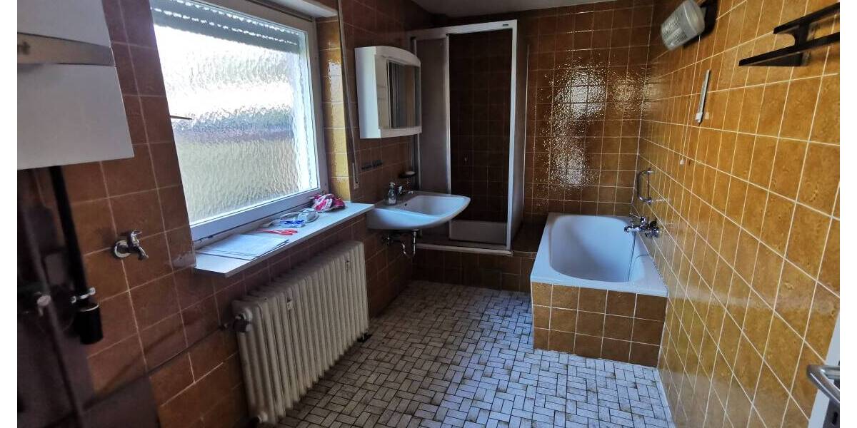 Mehrfamilienhaus, Wohnhaus Pforzheim Nordstadt - 4 Zimmer, 95 m&sup2;, 149.000&euro; | Angebot:26476203