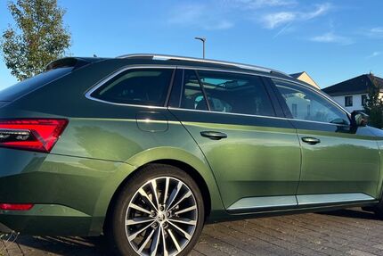 Skoda Superb 69.700 km 32.900 € Stuttgart 70184