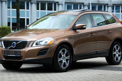 Volvo XC60 181.000 km 12.990 € Stuttgart 70567