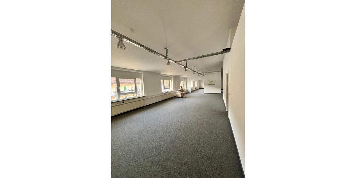 Gewerbeobjekt Ditzingen - 2.410&euro; | Angebot:25709083