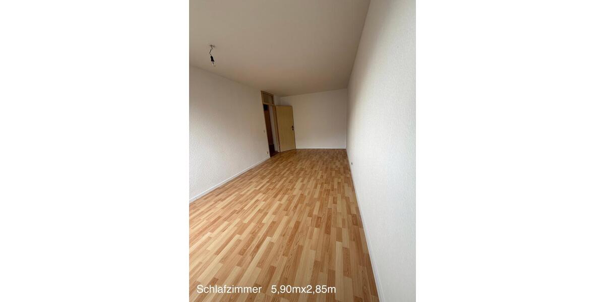 Etagenwohnung Pforzheim Eutingen - 3.5 Zimmer, 88 m&sup2;, 950&euro; | Angebot:25658013