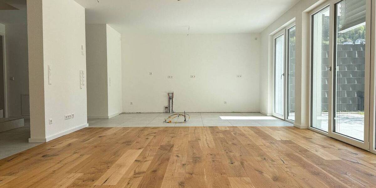 Doppelhaushälfte Bad Wildbad - 5 Zimmer, 146 m&sup2;, 673.000&euro; | Angebot:26471339