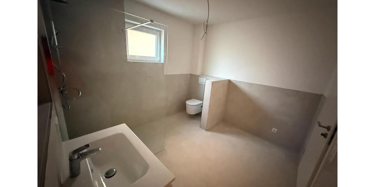 Etagenwohnung Calw - 3.5 Zimmer, 85 m&sup2;, 1.300&euro; | Angebot:25746064