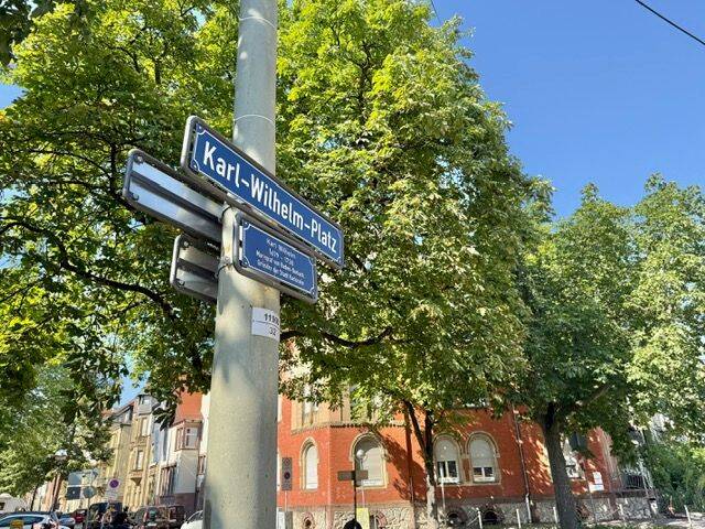 Einmalige Gelegenheit - Historisches Schmuckstück in der Karlsruher Oststadt am Karl-Wilhelm-Platz
