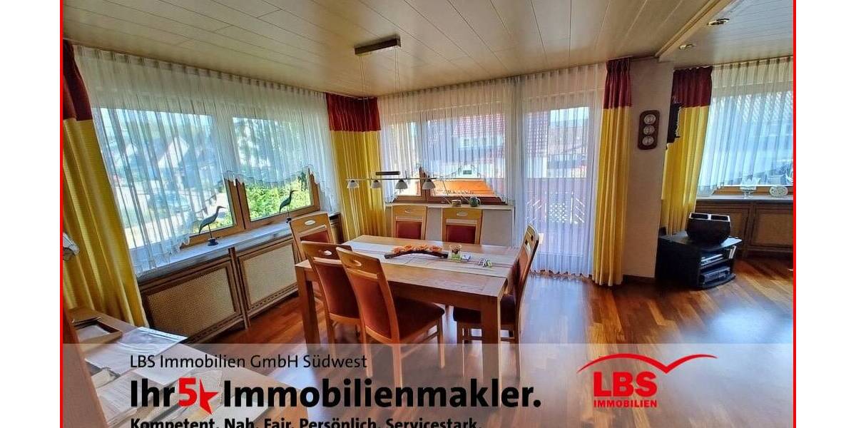 Doppelhaushälfte Neuenbürg - 7 Zimmer, 184 m&sup2;, 499.000&euro; | Angebot:25665809