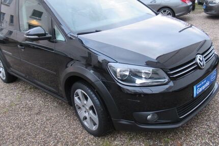 VW Touran 222.000 km 9.390 € Karlsruhe 76131