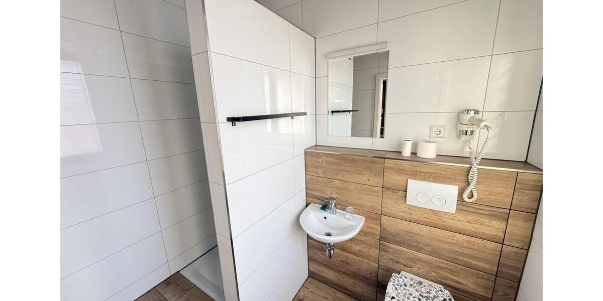 Etagenwohnung Ettlingen - 2.5 Zimmer, 85 m&sup2;, 700&euro; | Angebot:26265990