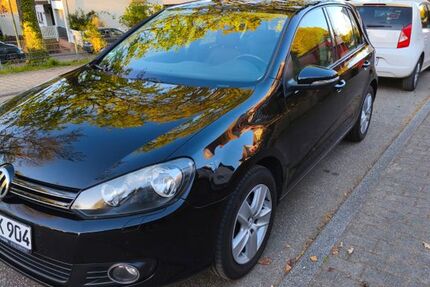 VW Golf 195.000 km 3.200 &euro; Pforzheim 75180
