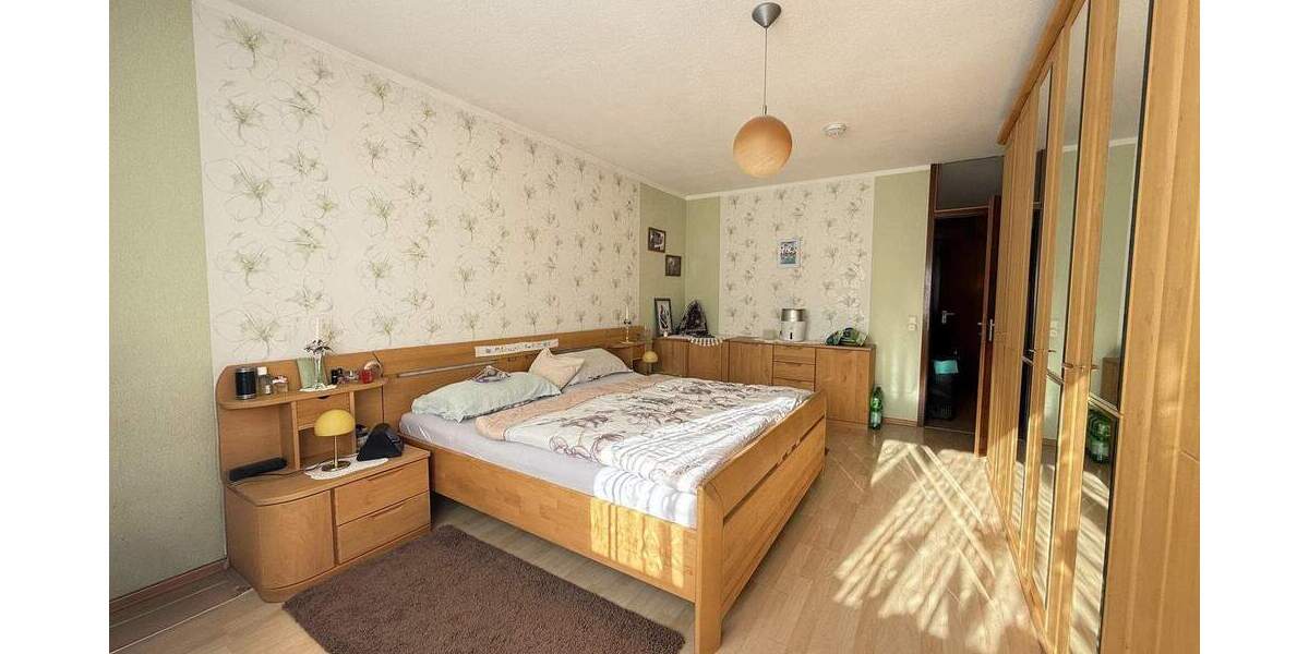 Etagenwohnung Oberderdingen - 3 Zimmer, 85 m&sup2;, 219.000&euro; | Angebot:25706297