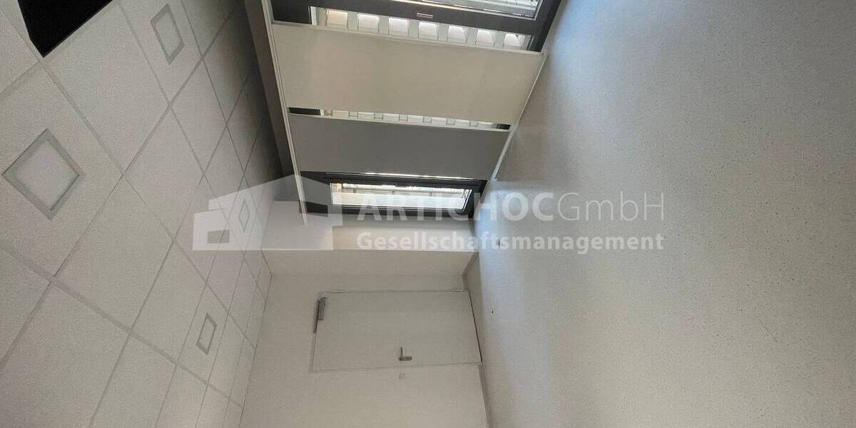 Gewerbeobjekt Ettlingen - 3 Zimmer, 126 m&sup2;, 1.764&euro; | Angebot:26188926