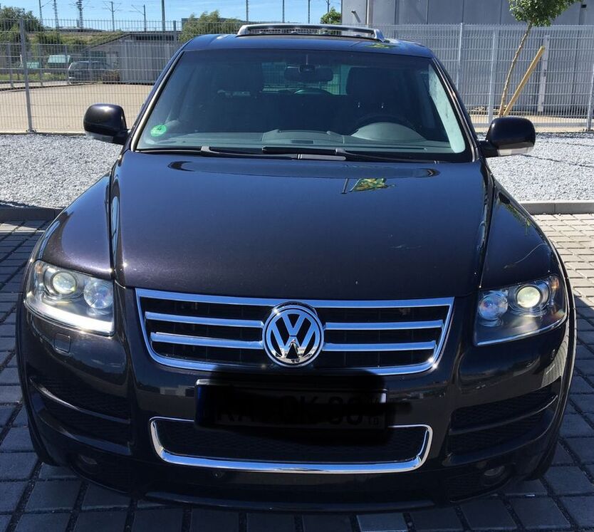 VW Touareg 241.000 km 13.999 € Karlsbad 76307