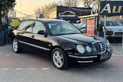 Kia Opirus