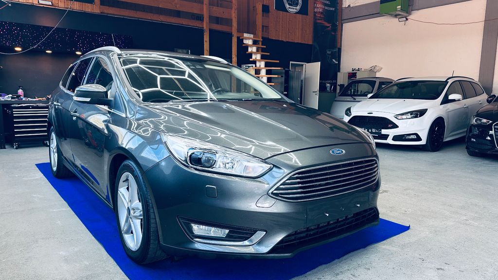 Ford Focus 126.000 km 9.990 &euro; Bruchsal OT Untergrombach 76646