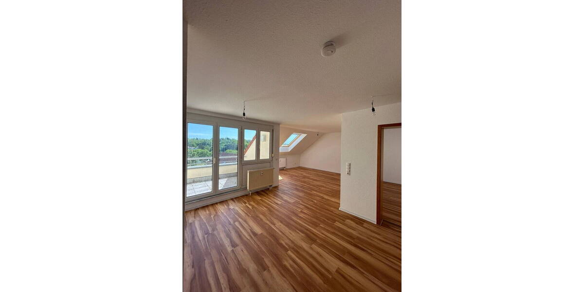 Etagenwohnung Bretten - 3 Zimmer, 80 m&sup2;, 970&euro; | Angebot:26770451