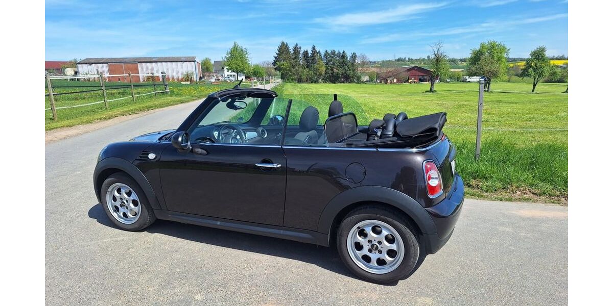 Mini One Cabrio 114.000 km 6.690 &euro; Tiefenbronn 75233