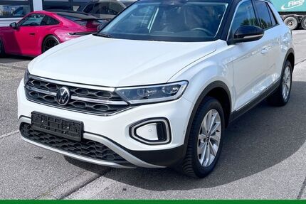 VW T-Roc 25.750 km 27.489 € Knittlingen 75438