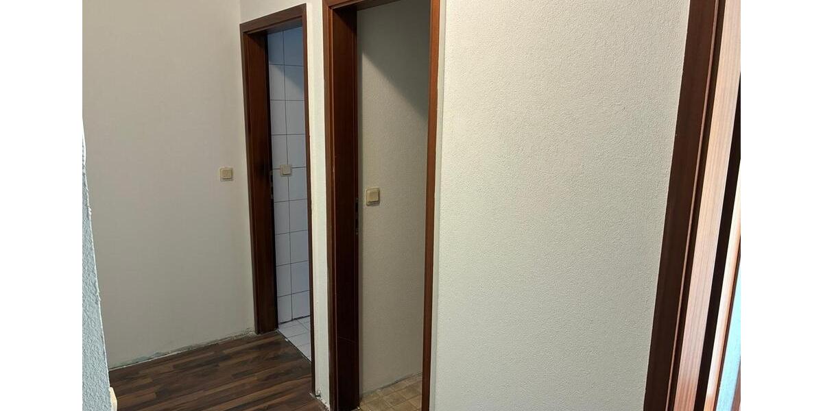 Verkauf ohne Makler: 2 Zimmer WHG ; Balkon ; Tiefgarage; Keller 2 zimmer