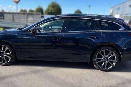 Mazda 6 141.570 km 9.100 € Stuttgart 70374