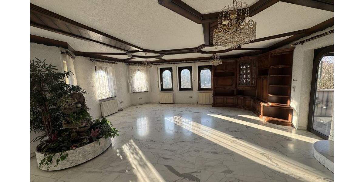 Einfamilienhaus Bretten - 7 Zimmer, 151 m&sup2;, 695.000&euro; | Angebot:25682176