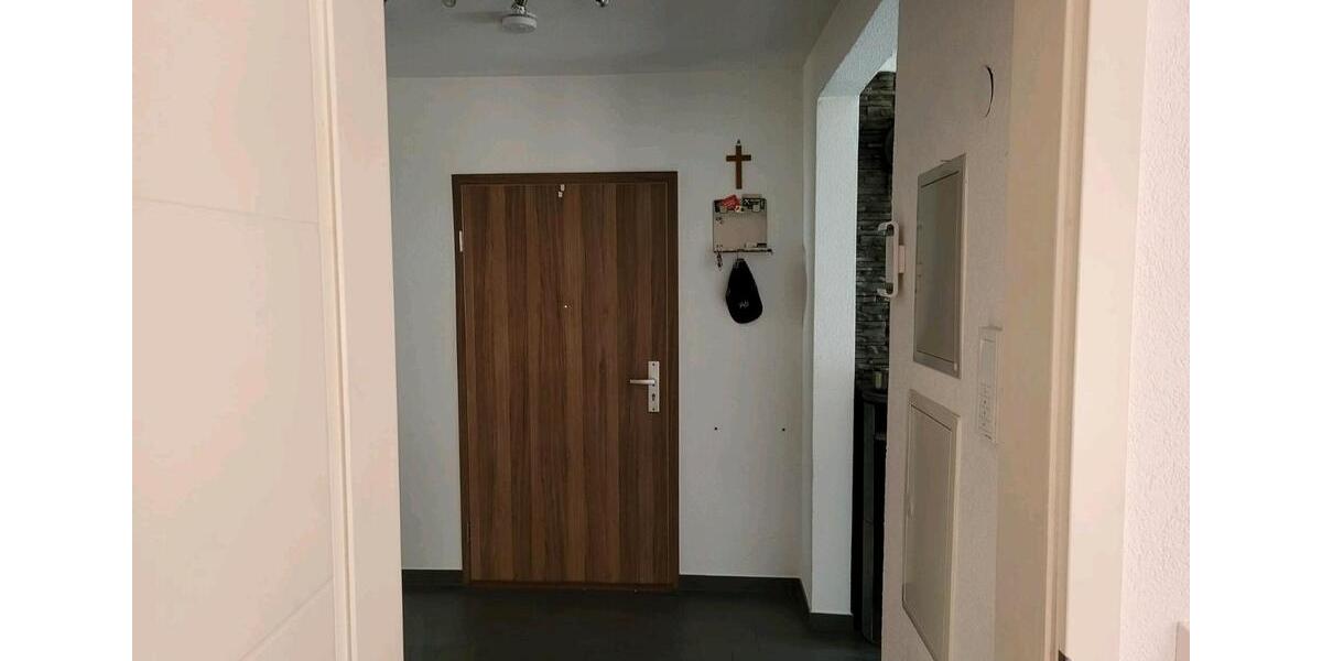 Erdgeschoßwohnung Straubenhardt - 3 Zimmer, 90 m&sup2;, 980&euro; | Angebot:26362702