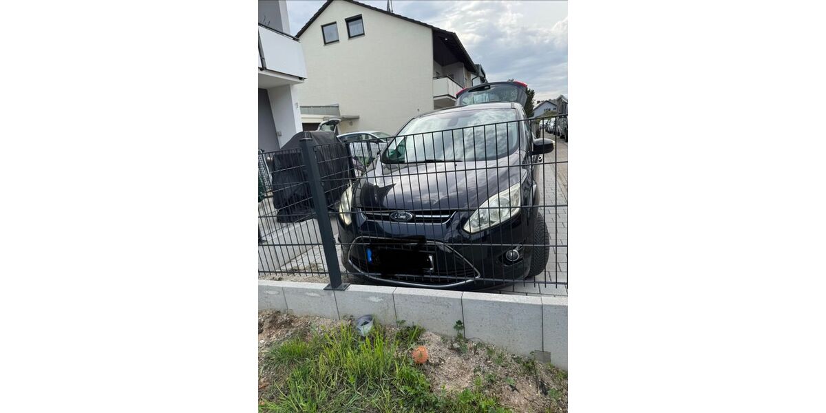 Ford C-Max 138.850 km 5.900 &euro; Walzbachtal 75045
