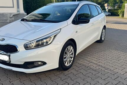 Kia ceed / Ceed 249.000 km 3.750 &euro; PFORZHEIM 75172