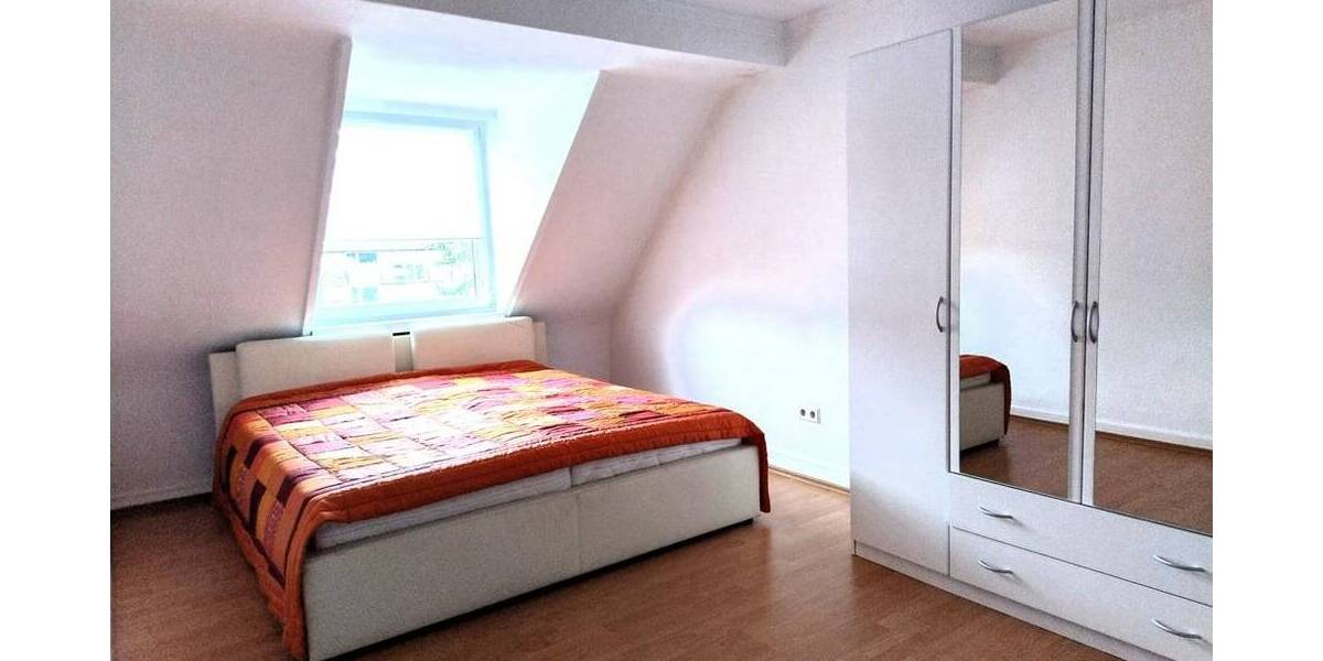 Etagenwohnung Pforzheim Nordstadt - 3 Zimmer, 75 m&sup2;, 215.000&euro; | Angebot:26180159