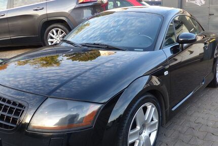 Audi TT 221.326 km 6.680 € Magstadt 71106