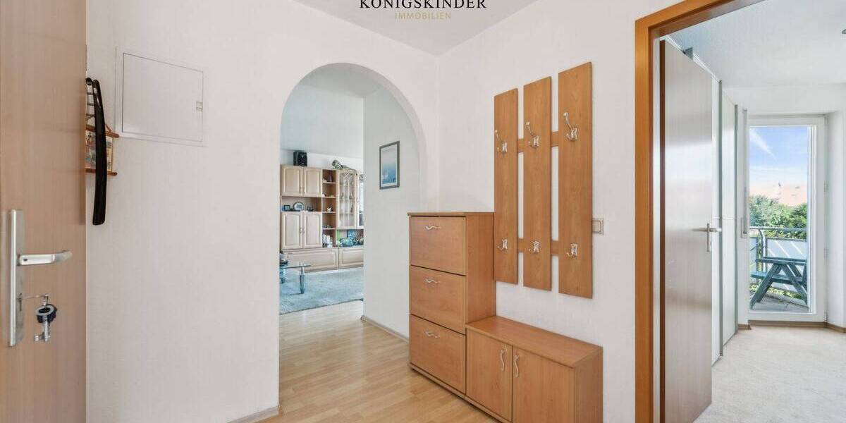 Einziehen & wohlfühlen: Freundliche Zweizimmerwohnung mit Süd-Ost-Balkon 2 zimmer