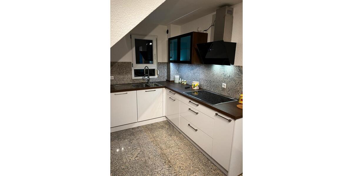 Neuwertige voll Möbliert Wohnung in Sindelfingen 2 zimmer