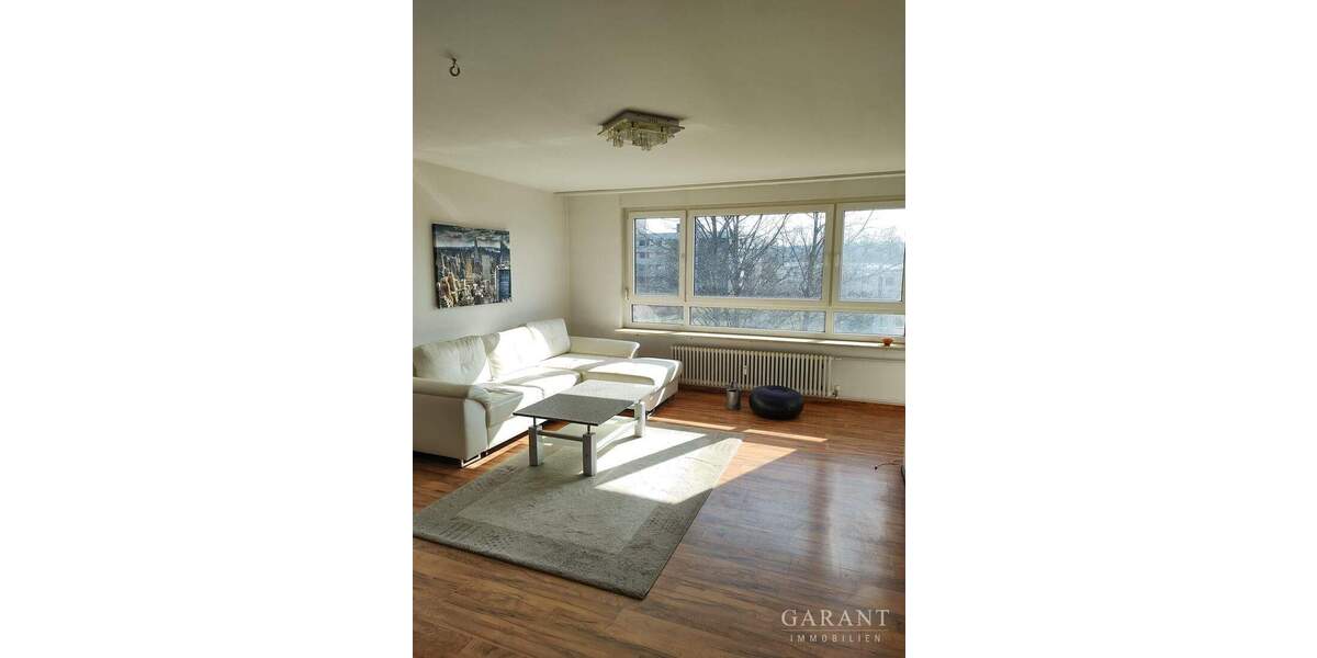 Etagenwohnung Pforzheim Sonnenhof - 2 Zimmer, 66 m&sup2;, 198.000&euro; | Angebot:25880936