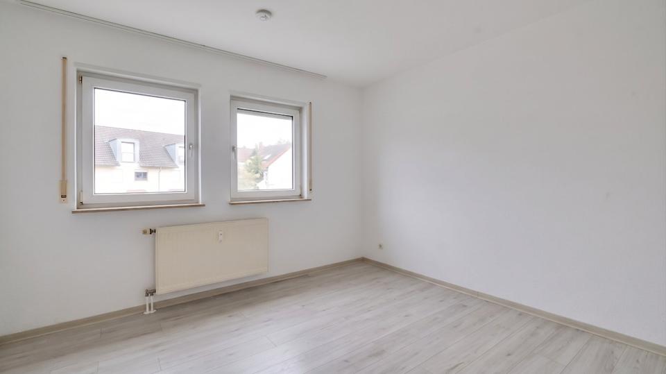 Erdgeschoßwohnung Bruchsal - 3.5 Zimmer, 76 m&sup2;, 280.000&euro; | Angebot:27259328