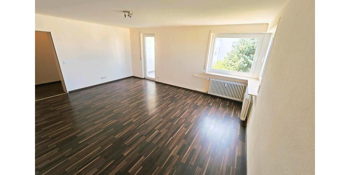 Etagenwohnung Straubenhardt - 3 Zimmer, 82 m&sup2;, 235.000&euro; | Angebot:27096355