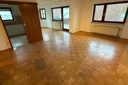 3,5-Zi.-EG-Wohnung in Güglingen mit Parkplatz + Terrasse 3 zimmer