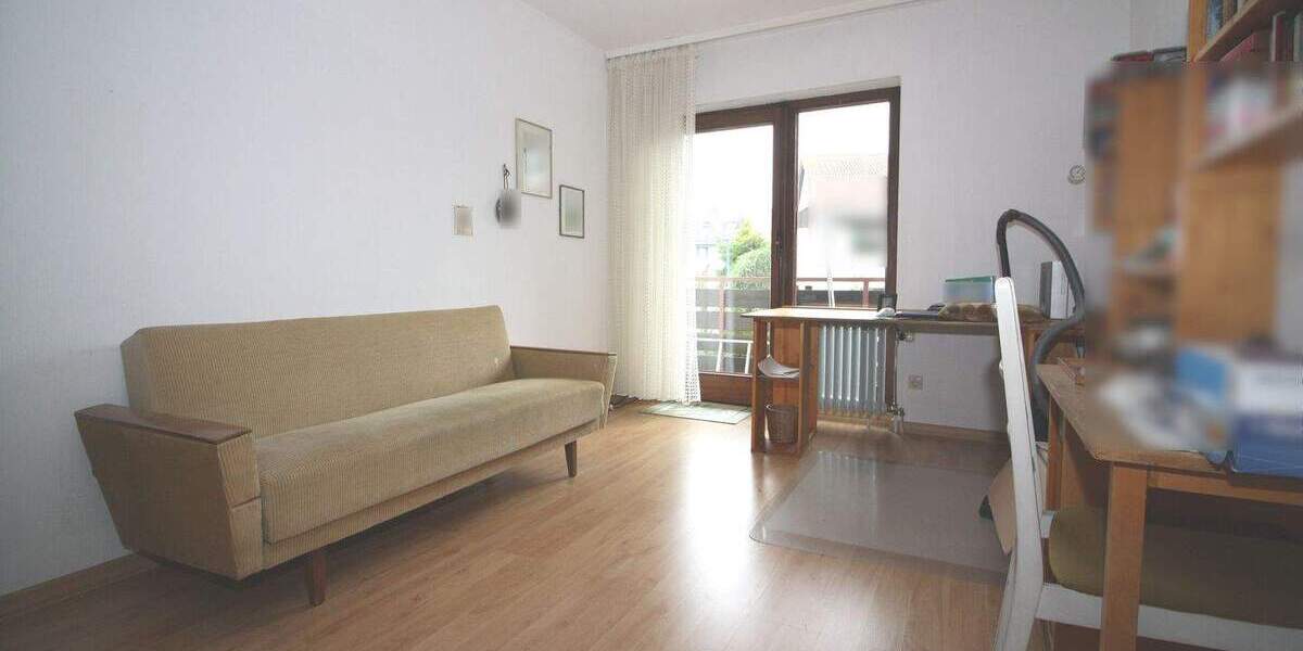 Viel Platz für Ihre Familie - sonnig, ruhig mit Garten und Garage 8 zimmer