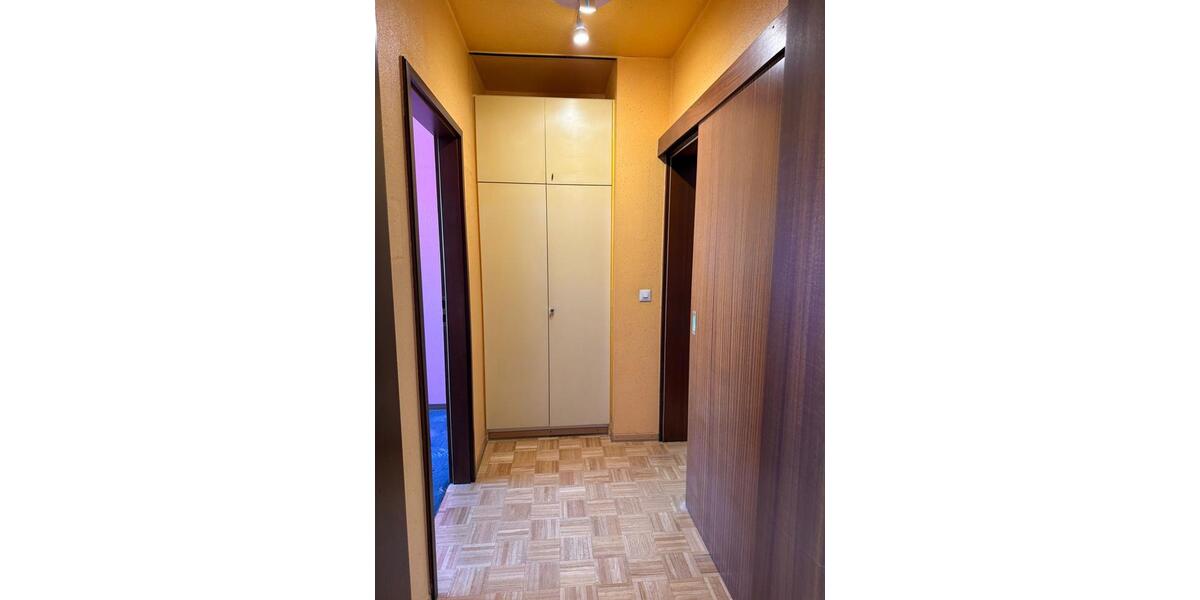 Etagenwohnung Leonberg - 4.5 Zimmer, 108 m&sup2;, 1.700&euro; | Angebot:26582415