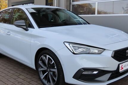 Seat Leon 31.000 km 23.590 € Stuttgart 70329